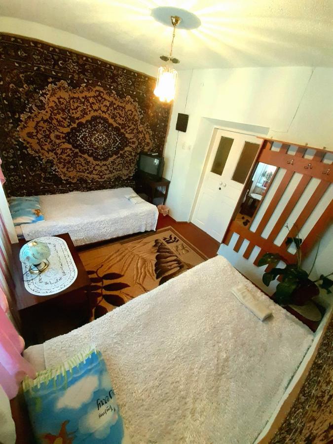 Guesthouse Kishimzhan Talas Buitenkant foto