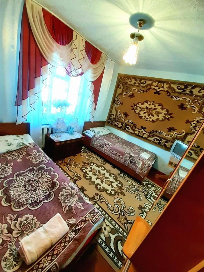 Guesthouse Kishimzhan Talas Buitenkant foto