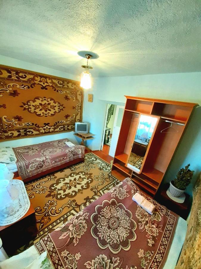 Guesthouse Kishimzhan Talas Buitenkant foto